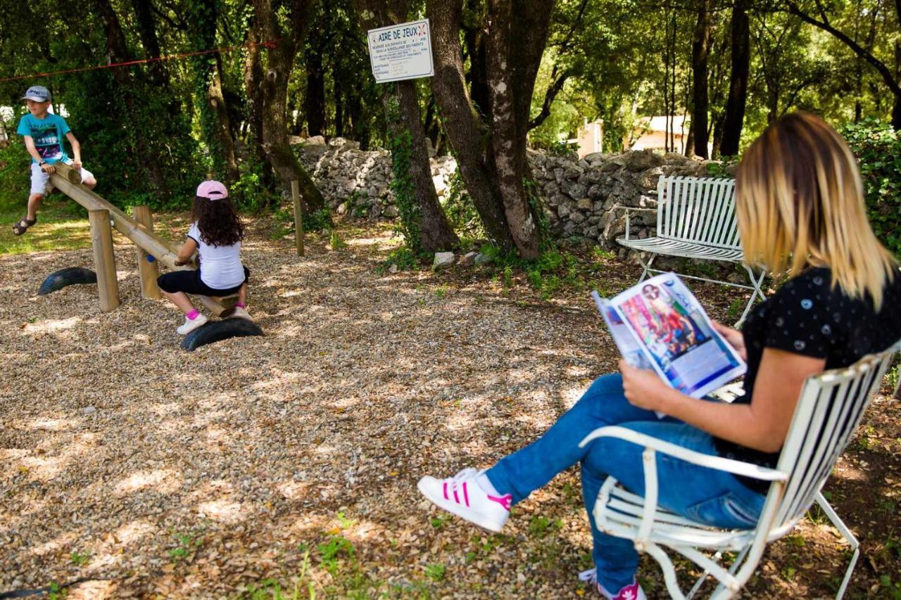 Camping Mille Etoiles Labastide-de-Virac Zewnętrze zdjęcie