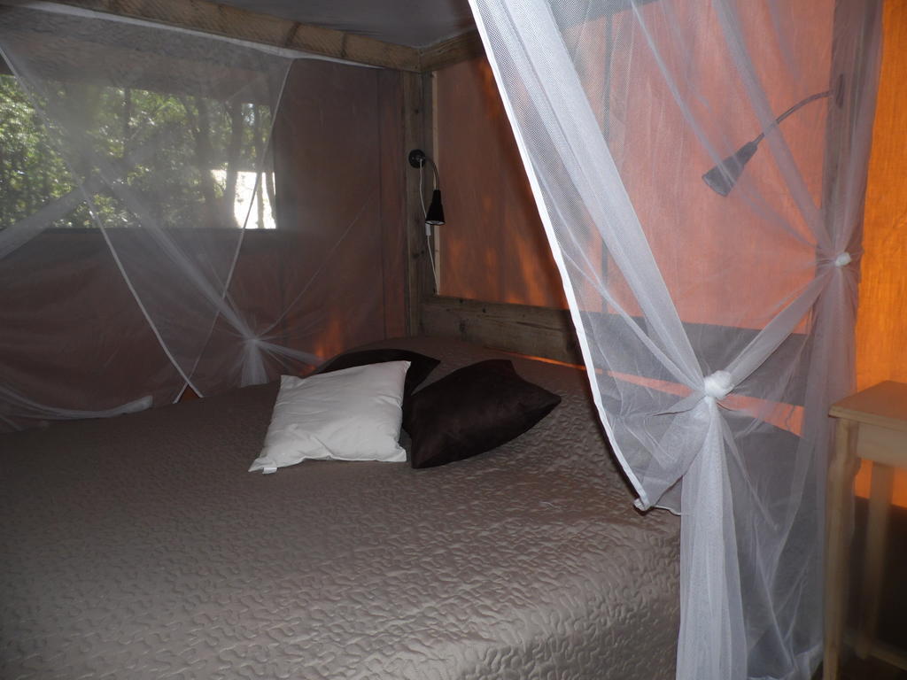 Camping Mille Etoiles Labastide-de-Virac Pokój zdjęcie